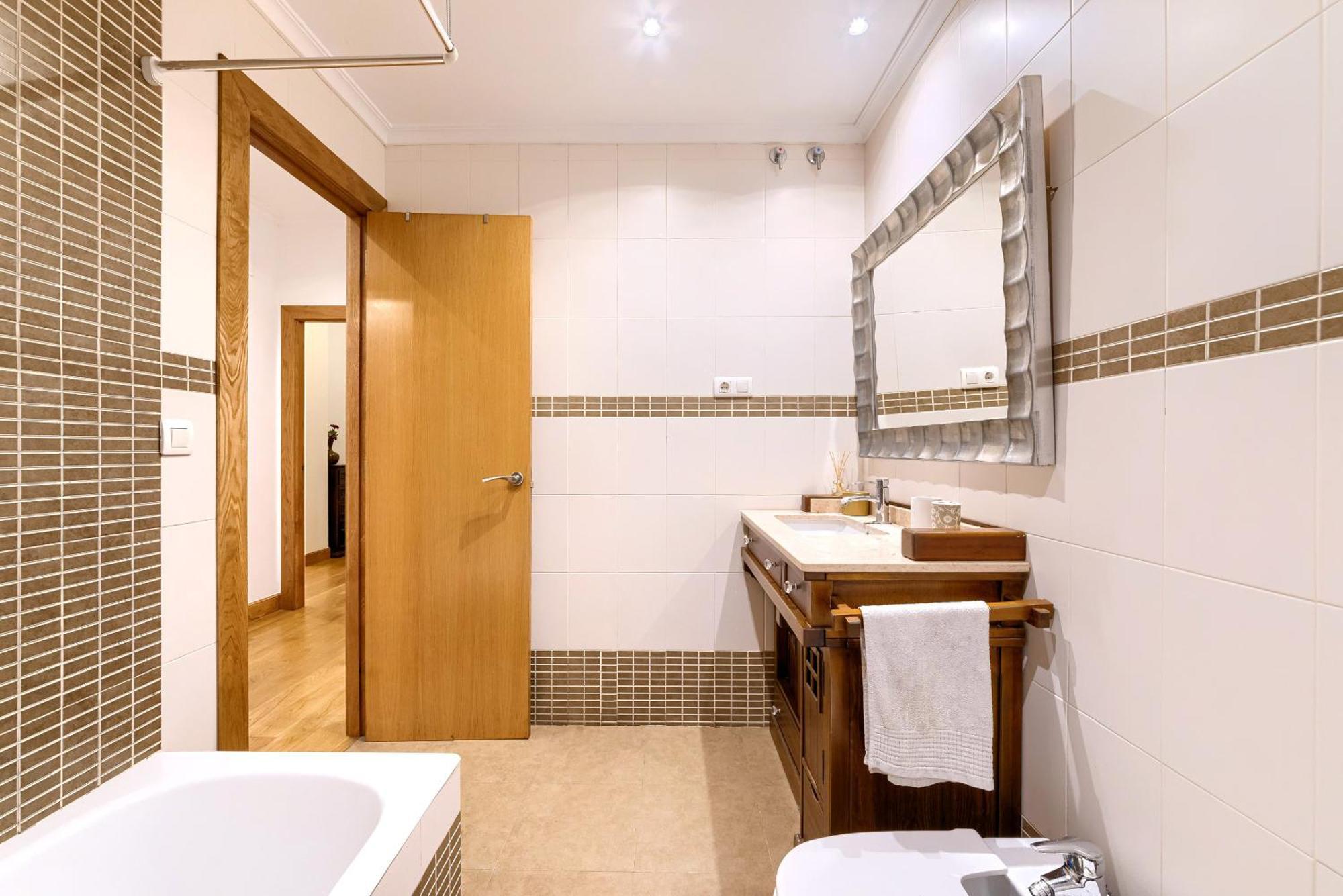 Vivienda Turistica Acogedora Y Elegante En Irala Apartment Bilbao Exterior photo