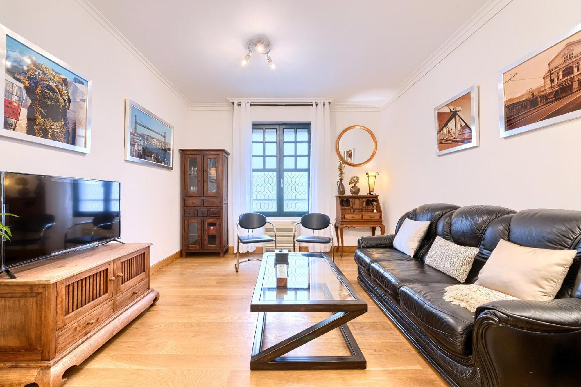 Vivienda Turistica Acogedora Y Elegante En Irala Apartment Bilbao Exterior photo