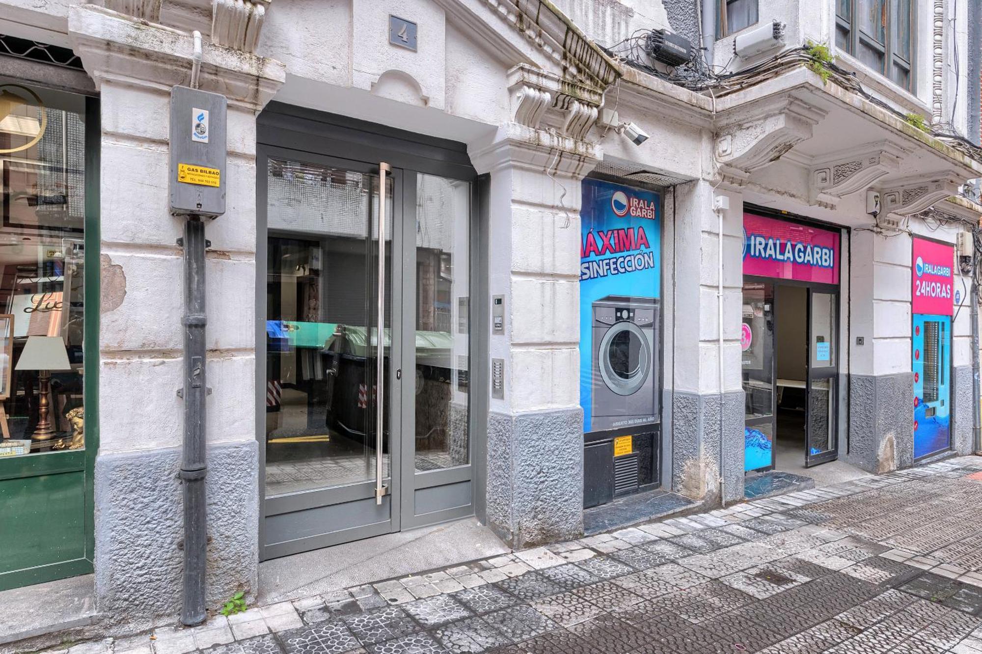 Vivienda Turistica Acogedora Y Elegante En Irala Apartment Bilbao Exterior photo